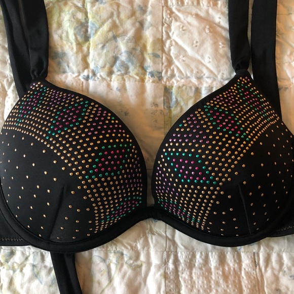 Bikini top bundle Victoria’s Secret Abercrombie - Picture 4 of 7